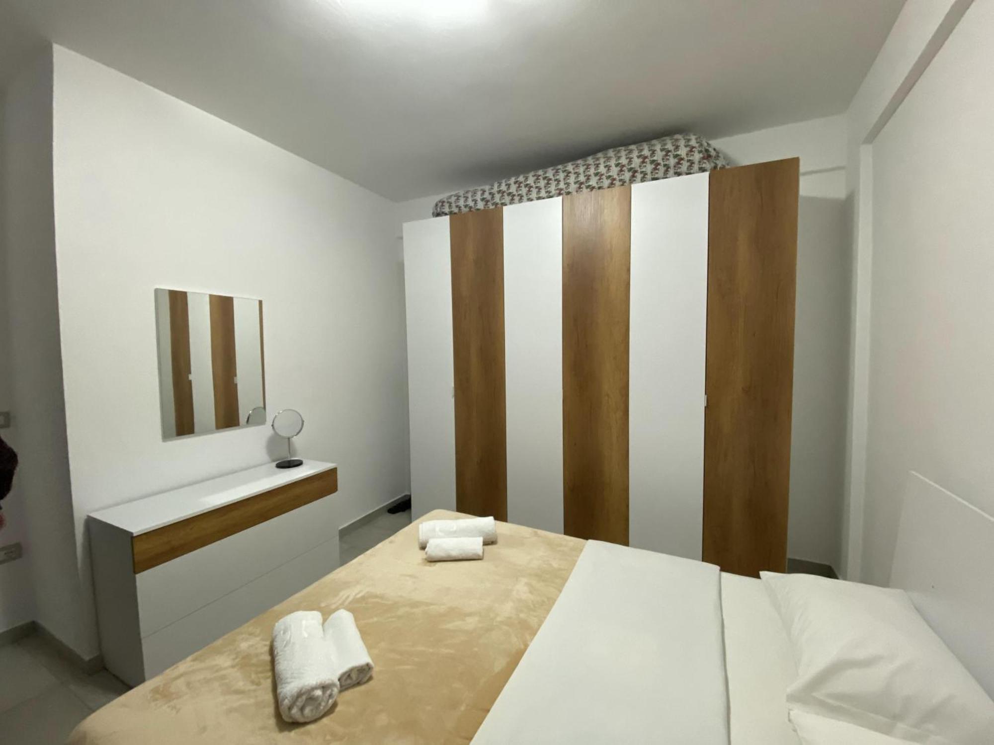 Aquamarine Apartments 1, Vlorë Εξωτερικό φωτογραφία